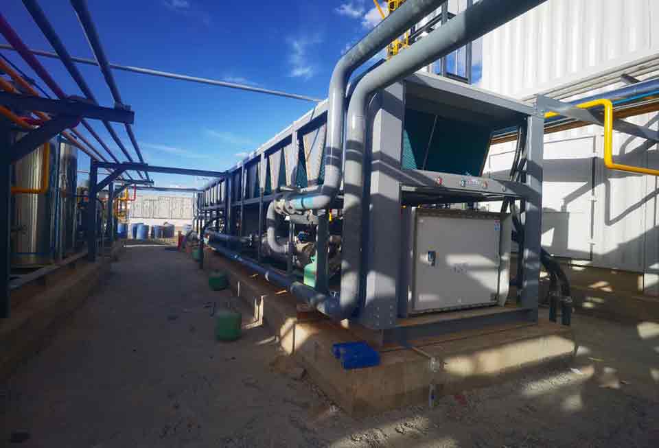 燃?xì)庥蔑L(fēng)冷螺桿式制冷機(jī)組